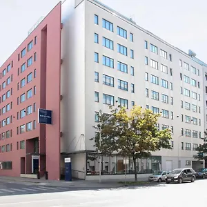 4* Hotel Novotel Donau