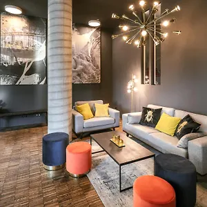 4* Aparthotel Adina Serviced