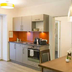 By Gruene Zur Post - 100 % Bio & Ceconi Apartment Salzburg