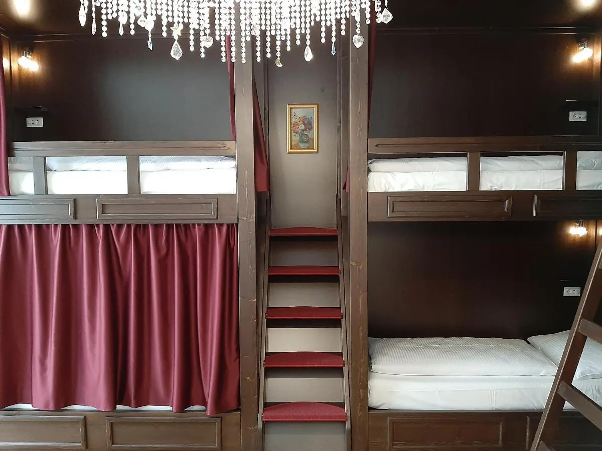Vienna Boutique - Premium Hostel 0*,