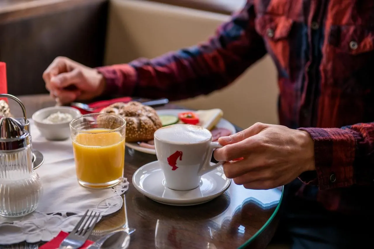 Vienna Boutique - Premium Hostel