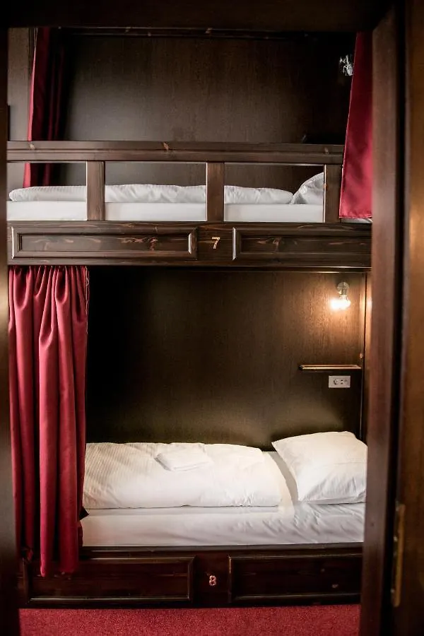 Vienna Boutique - Premium Hostel