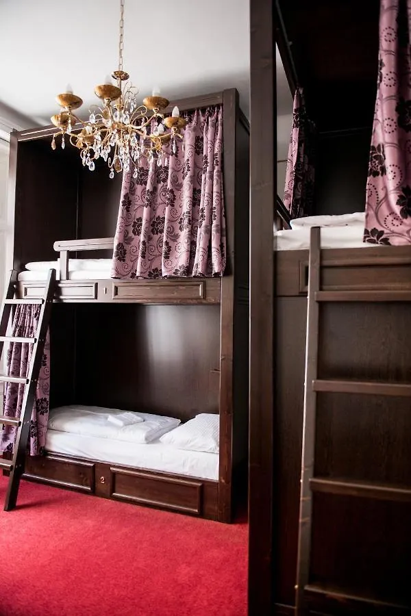 Vienna Boutique - Premium Hostel